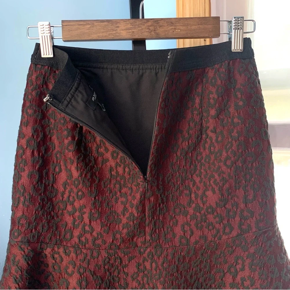 Ann Taylor Burgundy and Black Brocade Trumpet Skirt - Picture 7 of 8